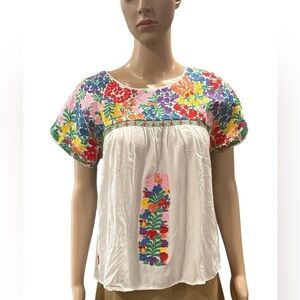 J Marie White embroidered boho Carmen Short Sleeve top Size Small